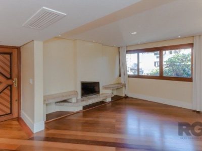 Apartamento à venda com 163m², 3 quartos, 3 suítes, 2 vagas no bairro Auxiliadora em Porto Alegre - Foto 3