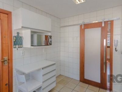 Apartamento à venda com 163m², 3 quartos, 3 suítes, 2 vagas no bairro Auxiliadora em Porto Alegre - Foto 23