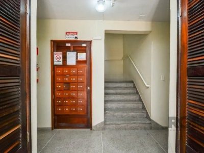 Apartamento à venda com 58m², 2 quartos no bairro Cristal em Porto Alegre - Foto 16