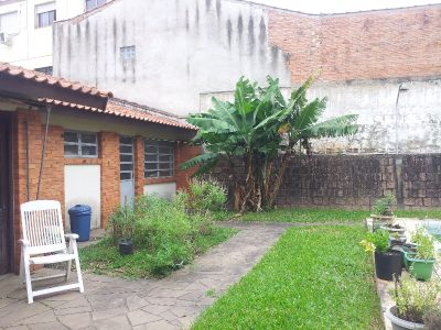 Casa à venda com 400m², 3 quartos, 1 suíte, 2 vagas no bairro Cristal em Porto Alegre - Foto 12