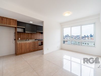 Apartamento à venda com 57m², 2 quartos, 1 suíte, 1 vaga no bairro Santa Cecília em Porto Alegre - Foto 2