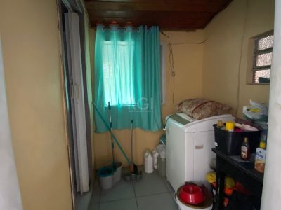 Casa à venda com 300m², 2 quartos, 2 vagas no bairro Partenon em Porto Alegre - Foto 15