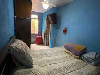 Casa à venda com 300m², 2 quartos, 2 vagas no bairro Partenon em Porto Alegre - Foto 18