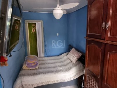 Casa à venda com 300m², 2 quartos, 2 vagas no bairro Partenon em Porto Alegre - Foto 19