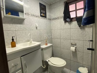 Casa à venda com 300m², 2 quartos, 2 vagas no bairro Partenon em Porto Alegre - Foto 20