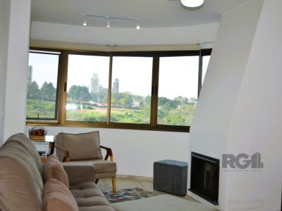 Apartamento à venda com 77m², 2 quartos, 1 suíte, 2 vagas no bairro Petrópolis em Porto Alegre - Foto 21