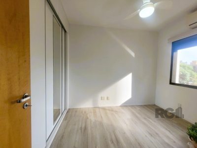 Apartamento à venda com 77m², 2 quartos, 1 suíte, 2 vagas no bairro Petrópolis em Porto Alegre - Foto 52