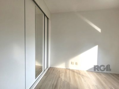 Apartamento à venda com 77m², 2 quartos, 1 suíte, 2 vagas no bairro Petrópolis em Porto Alegre - Foto 54