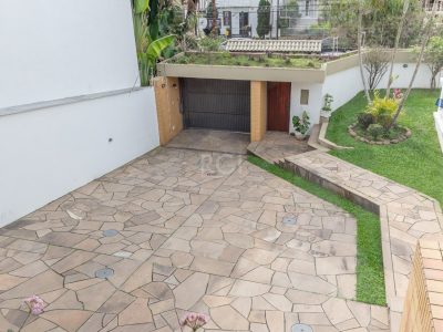 Casa à venda com 500m², 6 quartos, 1 suíte, 8 vagas no bairro Menino Deus em Porto Alegre - Foto 3