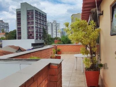 Cobertura à venda com 199m², 3 quartos, 1 suíte, 2 vagas no bairro Petrópolis em Porto Alegre - Foto 21