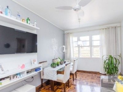 Apartamento à venda com 88m², 2 quartos no bairro Azenha em Porto Alegre - Foto 2