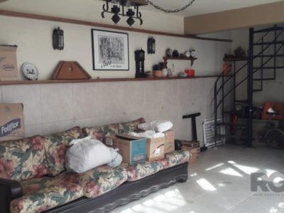 Casa à venda com 350m², 3 quartos, 1 suíte no bairro Petrópolis em Porto Alegre - Foto 24