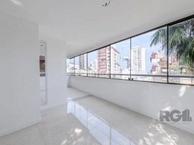 Cobertura à venda com 215m², 3 quartos, 2 vagas no bairro Petrópolis em Porto Alegre - Foto 2