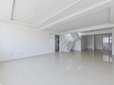 Cobertura à venda com 243m², 3 quartos, 1 suíte, 2 vagas no bairro Higienópolis em Porto Alegre - Foto 3