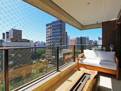 Apartamento à venda com 261m², 3 quartos, 3 suítes, 4 vagas no bairro Petrópolis em Porto Alegre - Foto 11