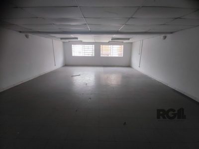 Predio à venda com 330m² no bairro Rio Branco em Porto Alegre - Foto 9