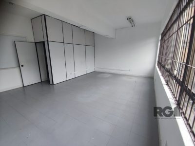 Predio à venda com 330m² no bairro Rio Branco em Porto Alegre - Foto 11