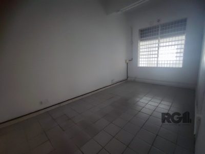 Predio à venda com 330m² no bairro Rio Branco em Porto Alegre - Foto 24