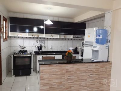 Casa à venda com 300m², 3 quartos, 1 suíte, 5 vagas no bairro Partenon em Porto Alegre - Foto 34