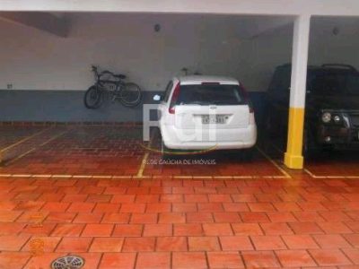 Apartamento à venda com 137m², 3 quartos, 1 suíte, 2 vagas no bairro Petrópolis em Porto Alegre - Foto 20