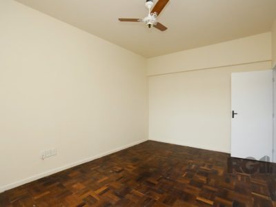 Apartamento à venda com 86m², 2 quartos no bairro São Geraldo em Porto Alegre - Foto 18