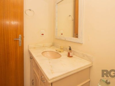 Apartamento à venda com 83m², 3 quartos, 1 suíte, 2 vagas no bairro Jardim Itu em Porto Alegre - Foto 10