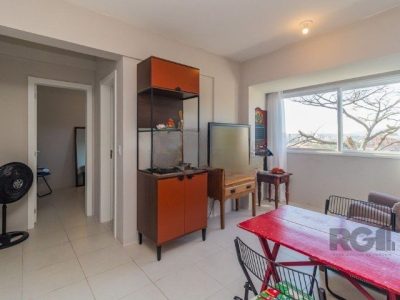 Apartamento à venda com 35m², 1 quarto, 1 vaga no bairro Santo Antônio em Porto Alegre - Foto 4