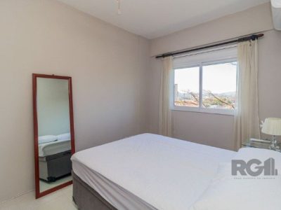 Apartamento à venda com 35m², 1 quarto, 1 vaga no bairro Santo Antônio em Porto Alegre - Foto 9