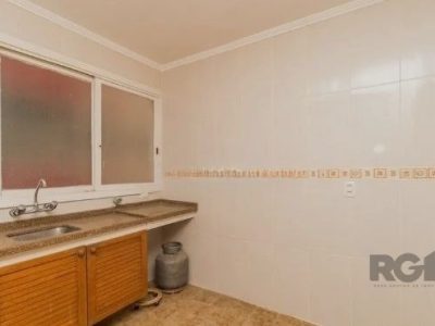 Cobertura à venda com 109m², 3 quartos, 1 suíte, 2 vagas no bairro Santana em Porto Alegre - Foto 13