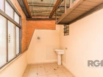 Cobertura à venda com 109m², 3 quartos, 1 suíte, 2 vagas no bairro Santana em Porto Alegre - Foto 18