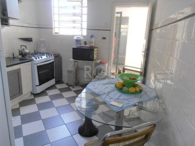 Casa à venda com 159m², 3 quartos, 3 vagas no bairro Menino Deus em Porto Alegre - Foto 22