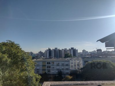 Cobertura à venda com 108m², 2 quartos, 1 suíte, 1 vaga no bairro Menino Deus em Porto Alegre - Foto 23