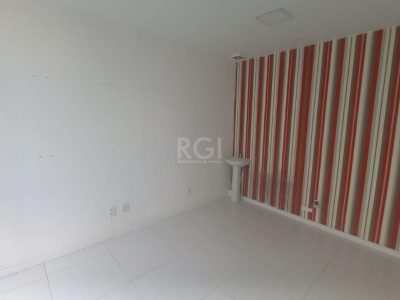 Conjunto/Sala à venda com 234m² no bairro Centro Histórico em Porto Alegre - Foto 4