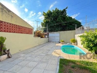 Casa à venda com 158m², 3 quartos, 1 suíte, 2 vagas no bairro Tristeza em Porto Alegre - Foto 25