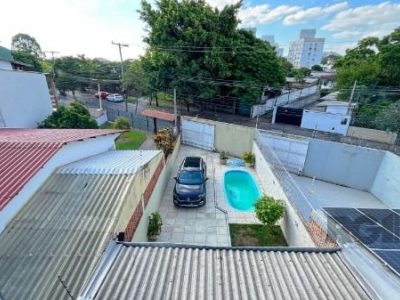 Casa à venda com 158m², 3 quartos, 1 suíte, 2 vagas no bairro Tristeza em Porto Alegre - Foto 49