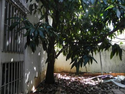 Casa à venda com 110m², 4 quartos, 1 suíte, 4 vagas no bairro Jardim Itu em Porto Alegre - Foto 9