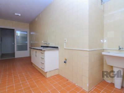 Apartamento à venda com 86m², 2 quartos, 1 suíte no bairro Centro Histórico em Porto Alegre - Foto 14