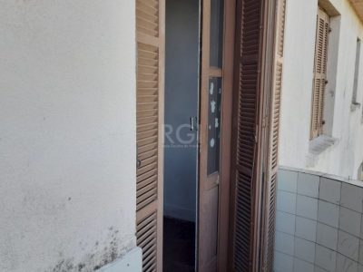 Apartamento à venda com 75m², 2 quartos no bairro São João em Porto Alegre - Foto 2