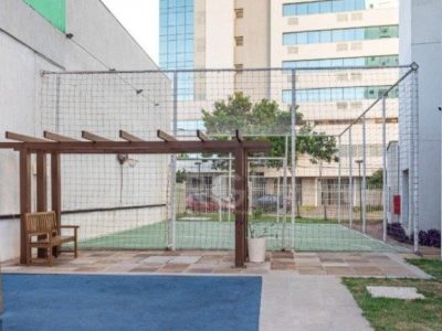 Apartamento à venda com 81m², 3 quartos, 1 suíte, 2 vagas no bairro Santa Maria Goretti em Porto Alegre - Foto 15