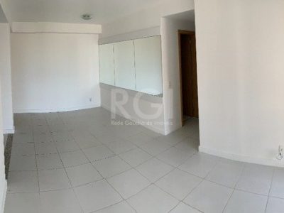 Apartamento à venda com 74m², 3 quartos, 1 suíte, 2 vagas no bairro Passo d'Areia em Porto Alegre - Foto 9