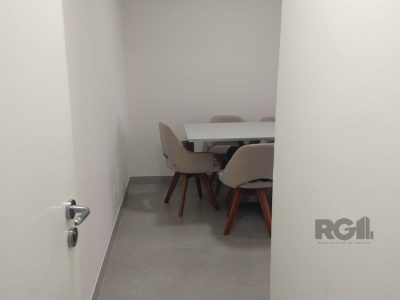 Apartamento à venda com 69m², 2 quartos, 1 suíte, 2 vagas no bairro Santo Antônio em Porto Alegre - Foto 16