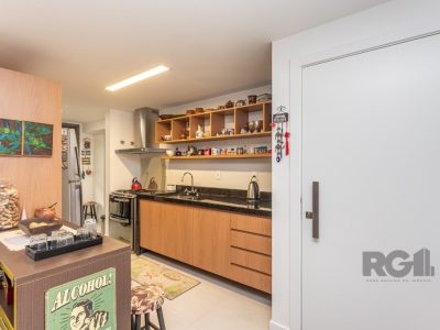 Apartamento à venda com 149m², 3 quartos, 3 suítes, 2 vagas no bairro Tristeza em Porto Alegre - Foto 17