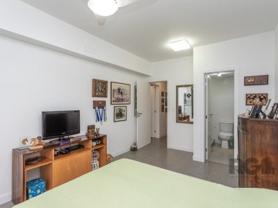 Apartamento à venda com 149m², 3 quartos, 3 suítes, 2 vagas no bairro Tristeza em Porto Alegre - Foto 29