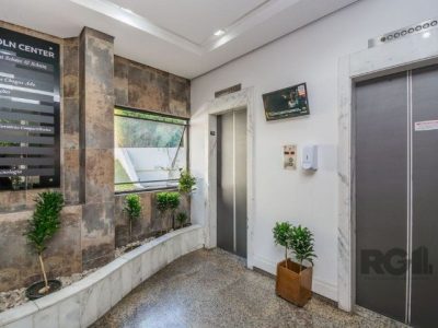 Conjunto/Sala à venda com 121m² no bairro Três Figueiras em Porto Alegre - Foto 26