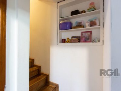 Casa à venda com 180m², 4 quartos, 1 suíte, 4 vagas no bairro Cristal em Porto Alegre - Foto 46