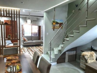 Casa à venda com 120m², 3 quartos, 2 vagas no bairro Partenon em Porto Alegre - Foto 2