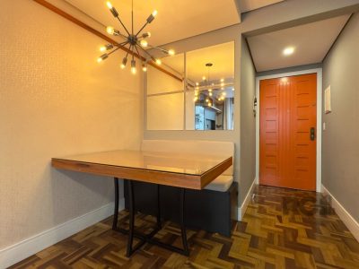 Apartamento à venda com 56m², 2 quartos, 1 vaga no bairro Centro Histórico em Porto Alegre - Foto 7