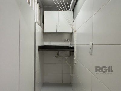 Apartamento à venda com 56m², 2 quartos, 1 vaga no bairro Centro Histórico em Porto Alegre - Foto 14