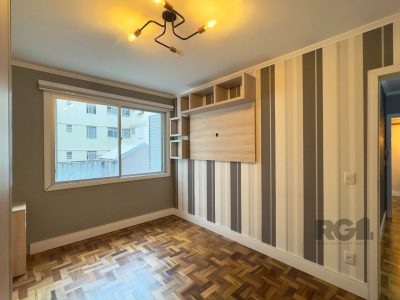 Apartamento à venda com 56m², 2 quartos, 1 vaga no bairro Centro Histórico em Porto Alegre - Foto 17