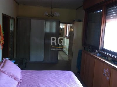 Casa à venda com 340m², 4 quartos, 2 suítes, 3 vagas no bairro Jardim Lindóia em Porto Alegre - Foto 43